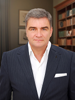 Дмитро Узлов